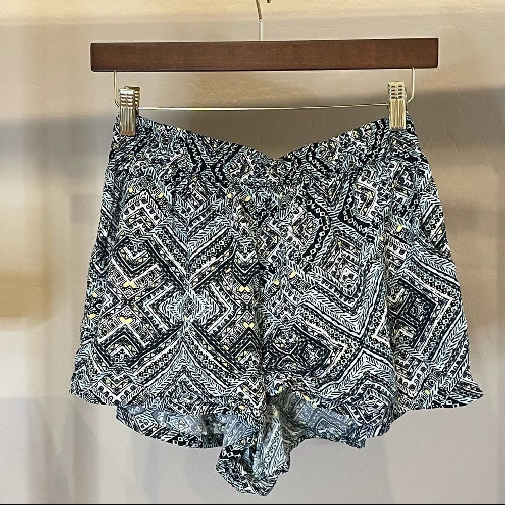 Mossimo Tribal Print Teal and Black Cotton Shorts